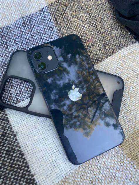 Как запуск новых моделей iPhone влияет на стоимость старых моделей