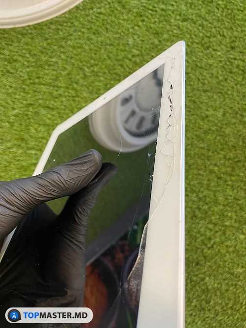 Сколько стоит замена матрицы на iPhone 10 в неофициальных сервисах?