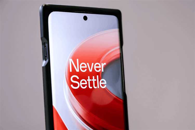 Как установить Android 12 вручную на OnePlus