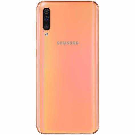 Какова разница в цене между новыми и восстановленными моделями Samsung A50?