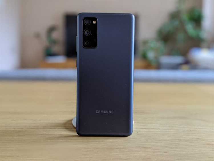 Почему стоит выбрать Samsung Galaxy S20 FE в 2025 году?