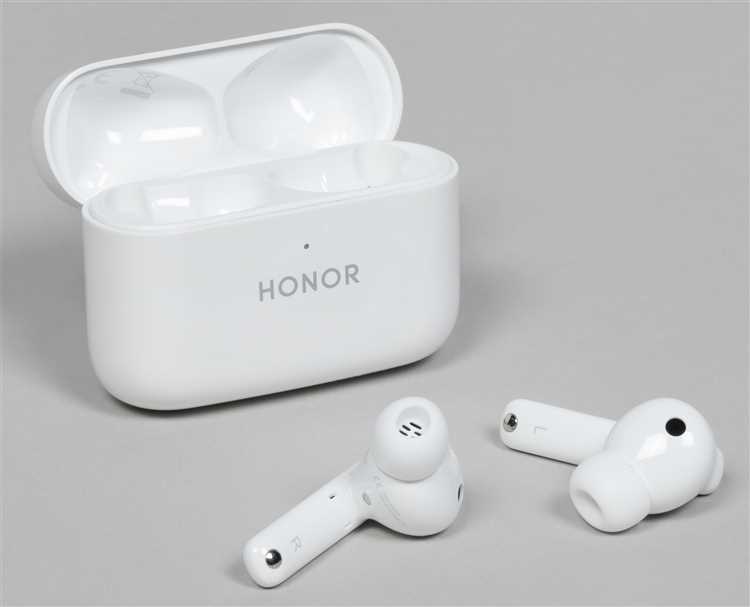 Особенности управления и удобство использования: что предлагают Honor и JBL
