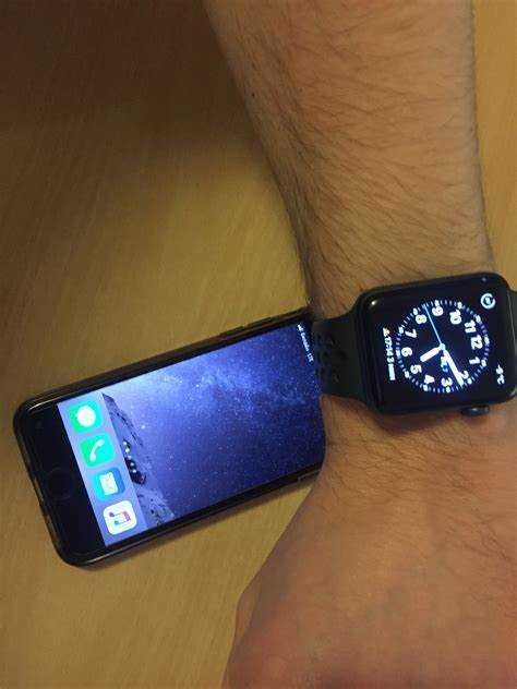 Как перезагрузить часы apple