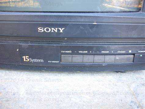 Производственные мощности Sony для наушников 9096