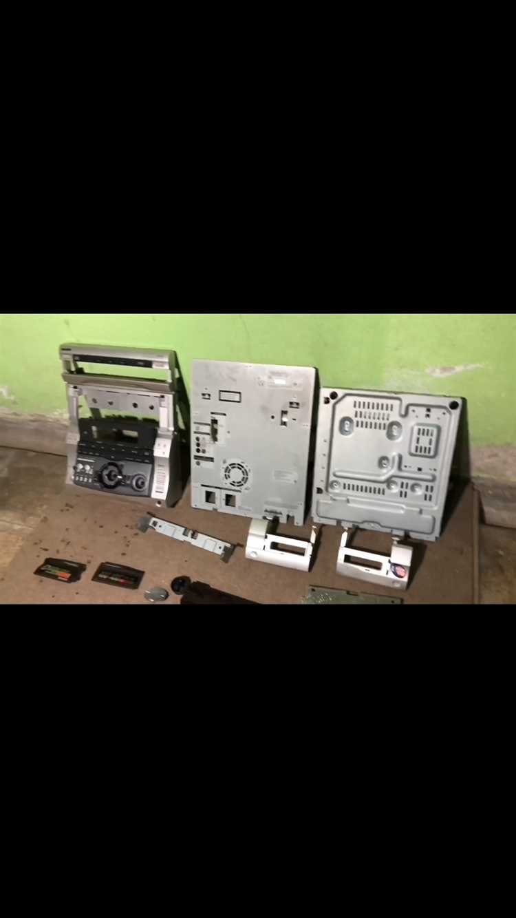 Как правильно установить новые пассики на Sony MHC RX99