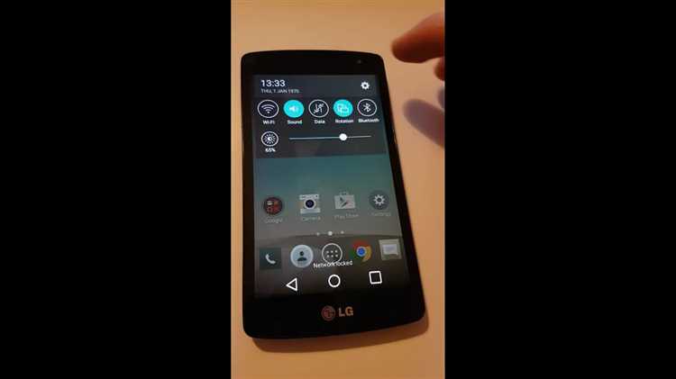 Поиск модели через коробку и документацию телефона LG