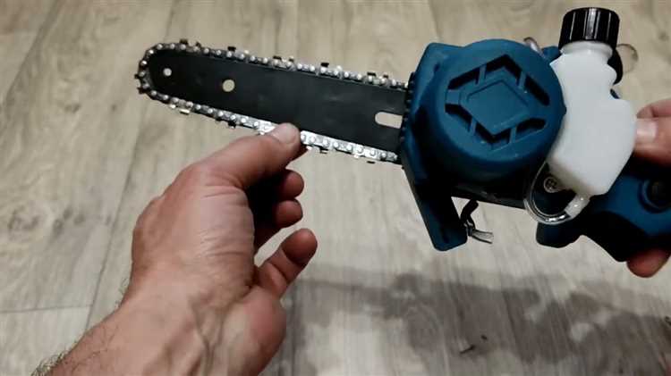 Как натянуть цепь на электрической пиле makita