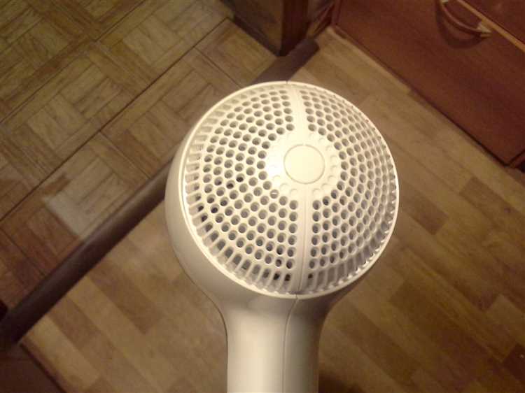 Подготовка фена Braun Satin Hair 5 к разборке