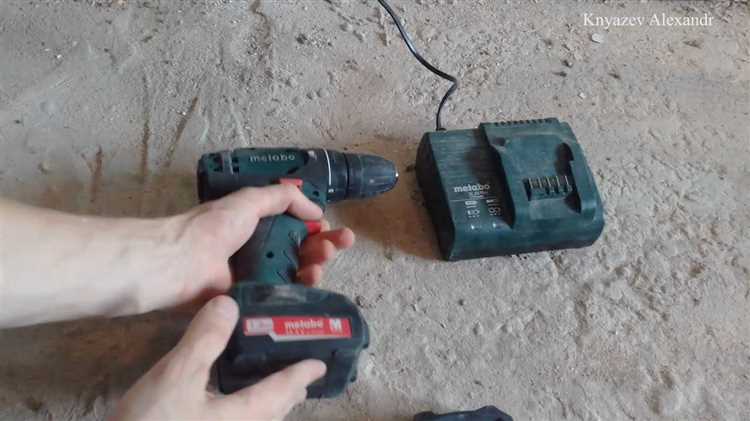 Сколько времени нужно заряжать аккумулятор шуруповерта Makita