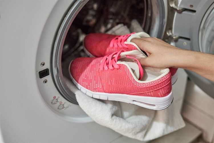Как стирать кроссовки в стиральной машине beko