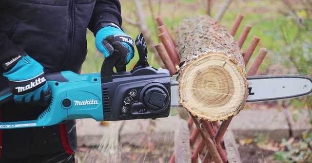 Электропилы Makita оснащены мощными двигателями, удобными эргономичными рукоятками и продуманной системой безопасности. Однако запуск инструмента требует соблюдения строгих правил, чтобы избежать поломок и травм. Рассмотрим пошаговый алгоритм подготовки и запуска.