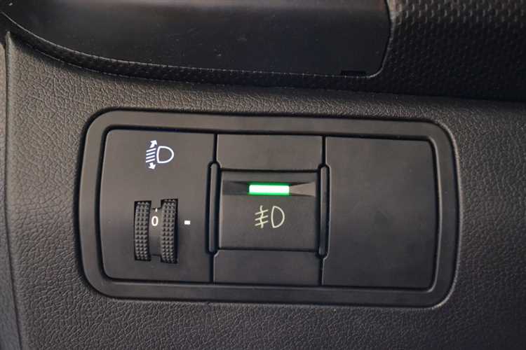 Как включить фары на hyundai solaris