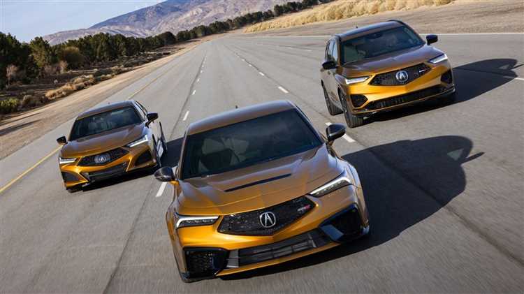 В чем различия в характеристиках безопасности автомобилей Acura и Honda?