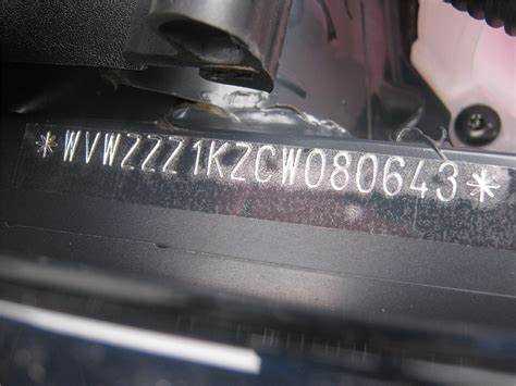 Где vin номер mazda 6