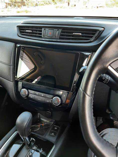 Как снять магнитолу nissan x trail t31