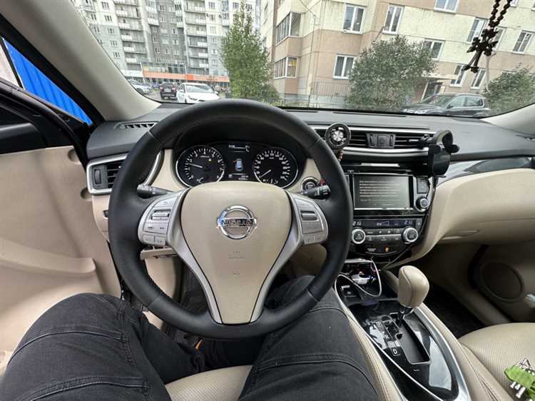 Инструменты, необходимые для демонтажа рулевого колеса