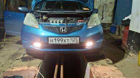 Как снять торпедо на honda fit gd1