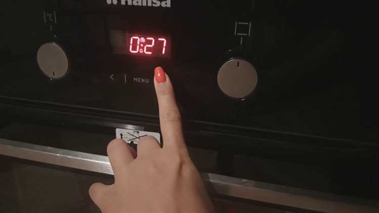 Решение проблем с неправильным временем на духовке Zanussi