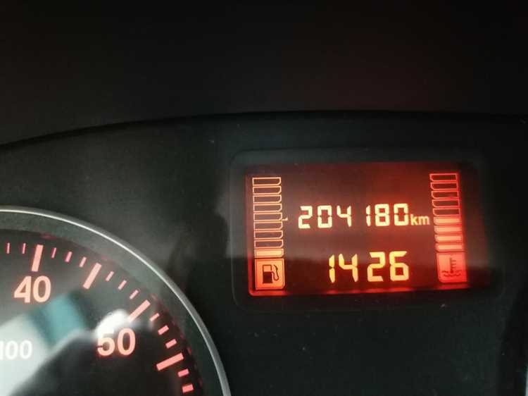 Какие производители свечей зажигания рекомендуются для Almera N16