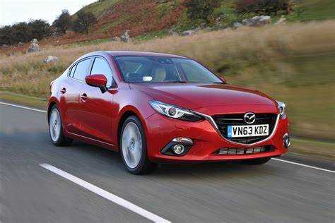 Цена Mazda 3 в 2025 году