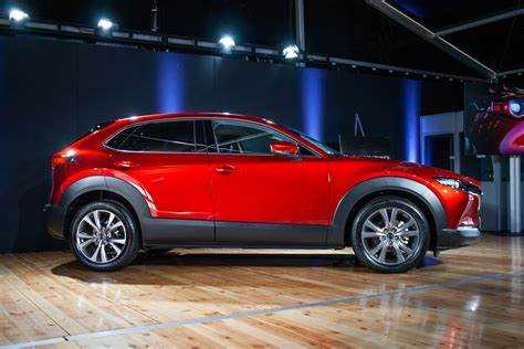 Актуальные цены на Mazda CX-30 в 2025 году