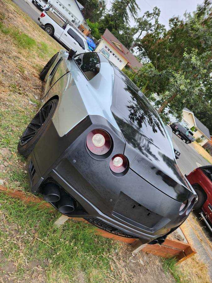 Есть ли сезонные скидки и акции на Nissan GTR R35 у дилеров