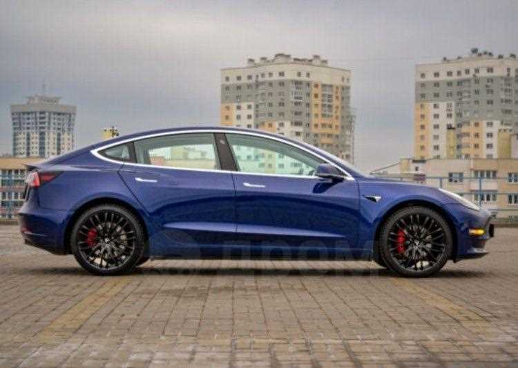 Стоимость Tesla Model 3 в Европе и отличие от американских цен