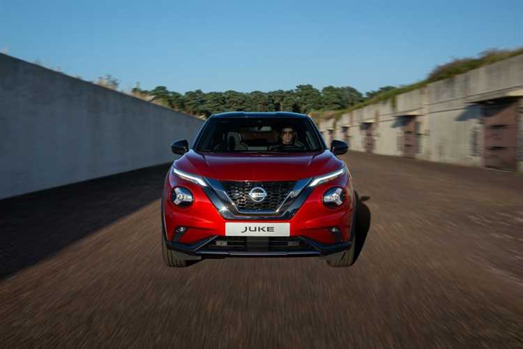 Изменяется ли масса Nissan Juke первого поколения в полноприводной версии